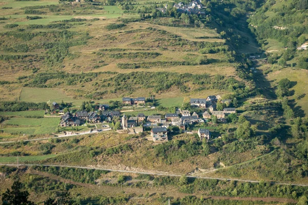 Dorf Einem Berg Von Aran Tal Pyrenäen Spanien — Stockfoto