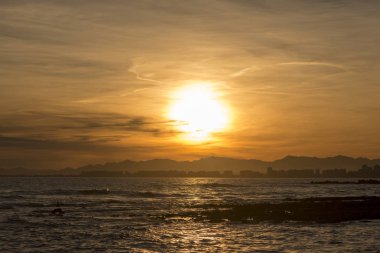 İspanya gün batımında Benicasim içinde renega kıyısında