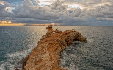 Ibiza, İspanya, adada Cap Martinet Sunrise