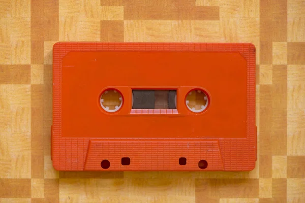 Una Vieja Cinta Cassette Naranja Sobre Fondo Original — Foto de Stock