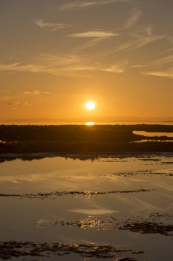Günbatımı ebro Delta deniz, İspanya