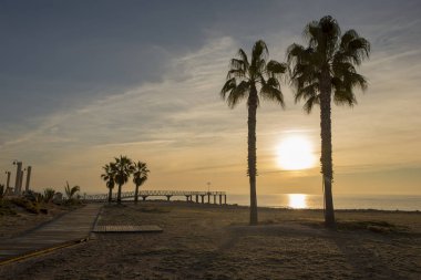 Sahil ve plaj chilches, gündoğumu, İspanya