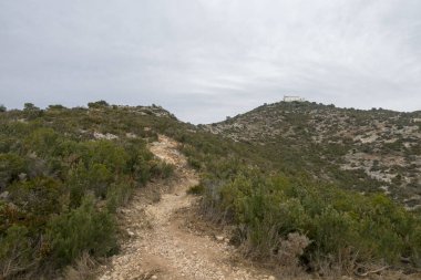 Sierra de Irta, İspanya içinde dağın zirvesine denizden