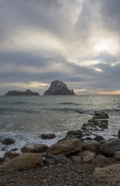 Isla Vedra Desde Cala Dhort Ibiza Espanja — kuvapankkivalokuva