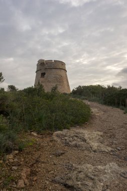 Sa kule Sal Rossa şafakta, İspanya