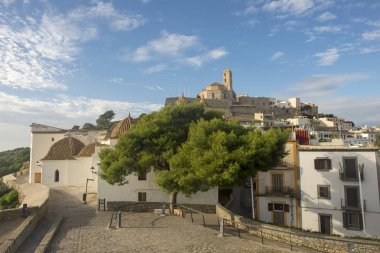 Ibiza kasaba yanında Akdeniz, İspanya