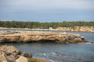 Ibiza sahil çok kötü deniz, İspanya ile bir gün