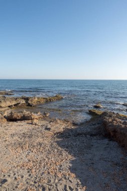 Deniz ve dalgalar arasında Oropesa ve Benicasim, İspanya