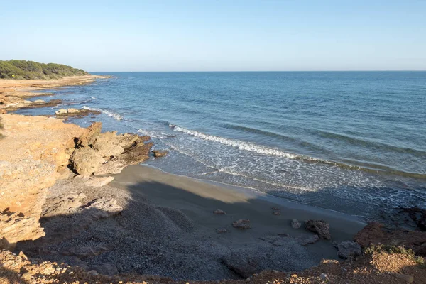 Deniz ve dalgalar arasında Oropesa ve Benicasim, İspanya