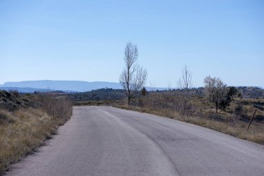 Asfaltlı yol Castellon dağ yoluyla