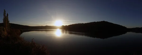 Μια όμορφη ανατολή του ηλίου στις λιμνοθάλασσες ruidera — Φωτογραφία Αρχείου