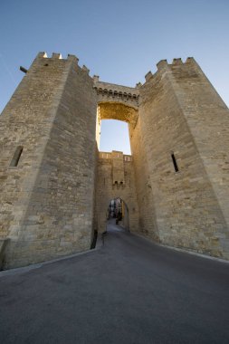 Morella ortaçağ köyü sokaklarında