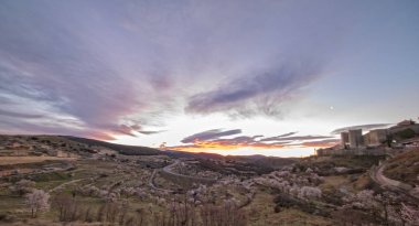 Morella şehir dağın zirvesinde