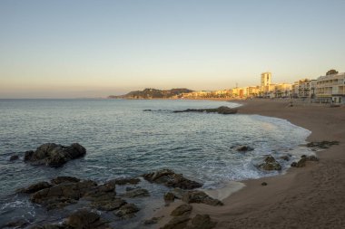 Lloret de Mar sahilinde gün doğumu