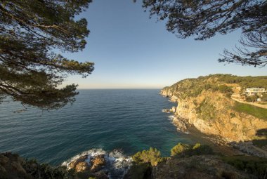 Costa Brava üzerinde Tossa de Mar güzel köy
