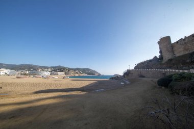 Costa Brava üzerinde Tossa de Mar güzel köy
