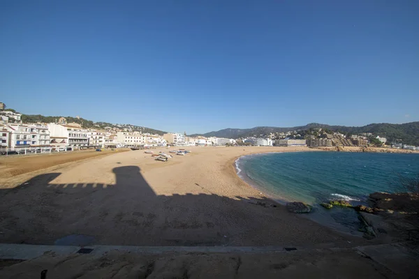 Costa Brava üzerinde Tossa de Mar güzel köy — Stok fotoğraf