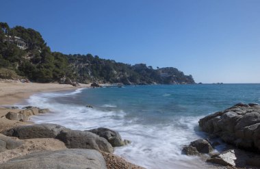 Yuvarlak yolu ile dere llorell, Tossa de mar