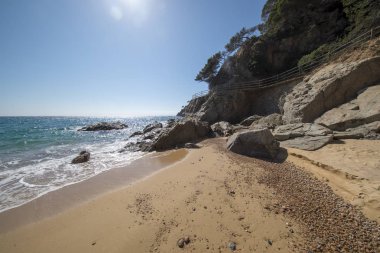Yuvarlak yolu ile dere llorell, Tossa de mar