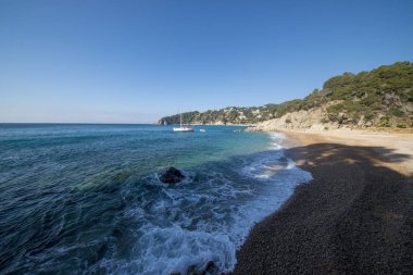 Yuvarlak yolu ile dere llorell, Tossa de mar
