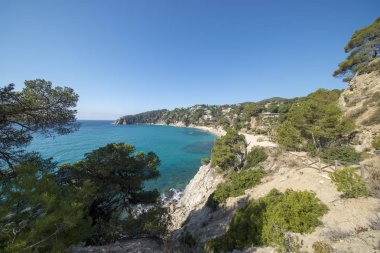 Yuvarlak yolu ile dere llorell, Tossa de mar