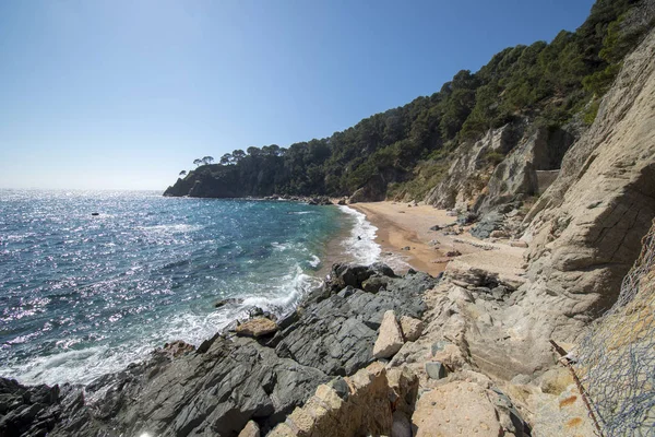 O riacho llorell pelo caminho de volta, Tossa de mar — Fotografia de Stock