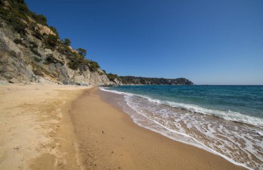 Yuvarlak yolu ile dere llorell, Tossa de mar
