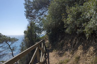 Yuvarlak yolu ile dere llorell, Tossa de mar