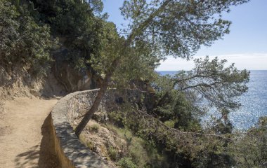 Lloret de Mar, Costa Brava üzerinden yuvarlak yollar