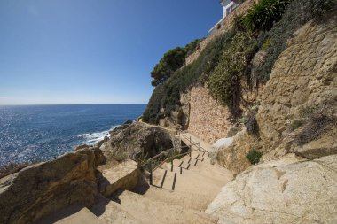 Lloret de Mar, Costa Brava üzerinden yuvarlak yollar