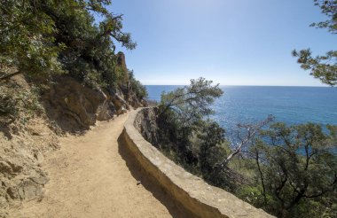 Lloret de Mar, Costa Brava üzerinden yuvarlak yollar