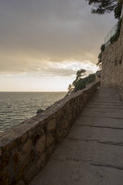 Ronda de Lloret de Mar yolunda gün batımı