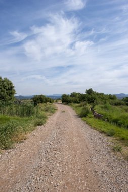 Sierra de Gudar dağları arasındaki kırsal yol, Valbona