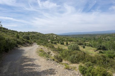 Sierra de Gudar dağları arasındaki kırsal yol, Valbona