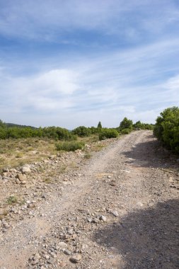 Sierra de Gudar dağları arasındaki kırsal yol, Valbona