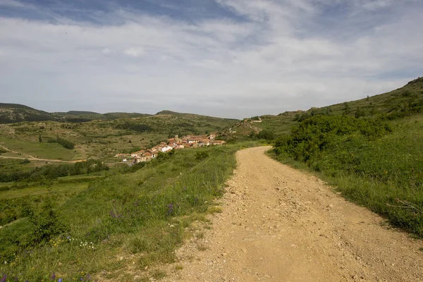 Valdelinares montagne in estate una giornata di sole — Foto Stock