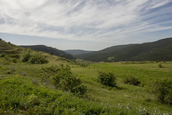 Valdelinares Dağları yaz günü