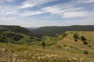 Valdelinares Dağları yaz günü