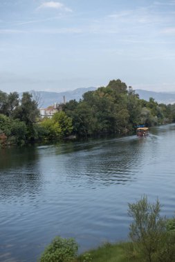 Tarragona Tortosa yolunda Ebro nehri