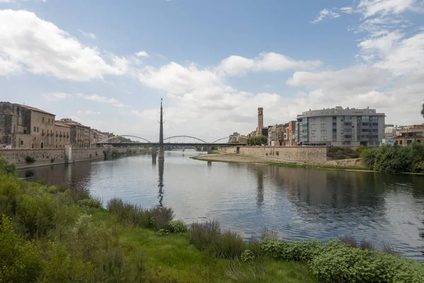 Az Ebro folyó az úton Tortosa a Tarragona — Stock Fotó