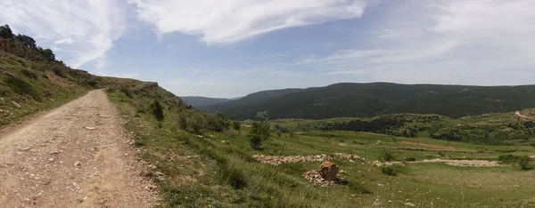 Panoramica dei monti Valdelinares in estate — Foto Stock