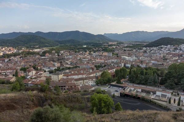 Een Olot-vulkaan beklimmen in de provincie Girona — Stockfoto