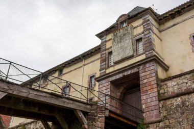 Güzel şehir San Juan de Pie de Puerto, Fransa