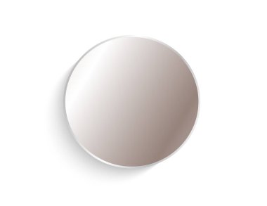 Beyaz arka plan üzerinde izole gümüş metal daire 