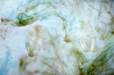 mavi beyaz arka plan üzerinde duman bulutları