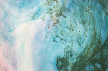 mavi beyaz arka plan üzerinde duman bulutları