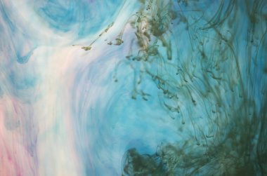 mavi beyaz arka plan üzerinde duman bulutları