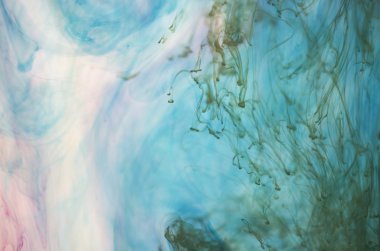 mavi beyaz arka plan üzerinde duman bulutları