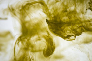 sarı beyaz arka plan üzerinde duman bulutları