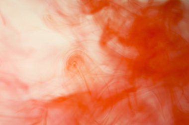 kırmızı beyaz arka plan üzerinde duman bulutları